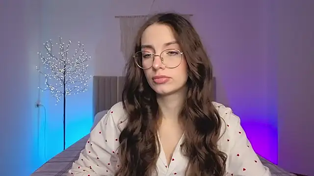 Real cutie1 online show from 03/04/26, 02:03