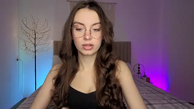 Real cutie1 online show from 02/20/26, 01:57