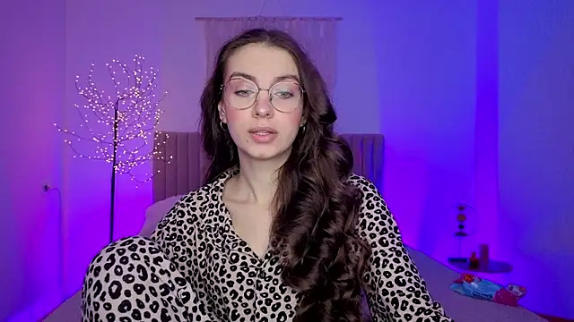 Real cutie1 online show from 03/10/26, 01:37