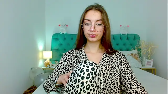 Real cutie1 online show from 09/25/25, 08:48