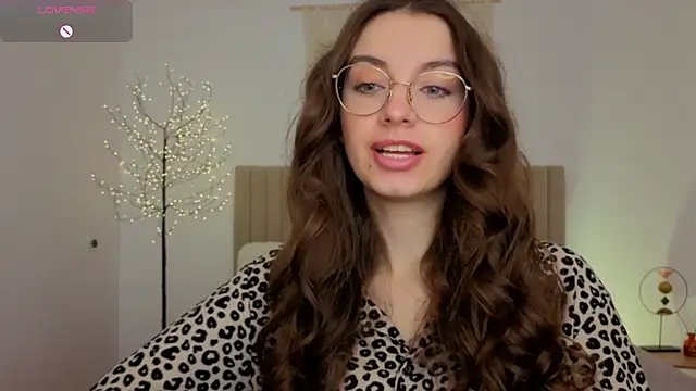 Real cutie1 online show from 05/28/26, 12:55
