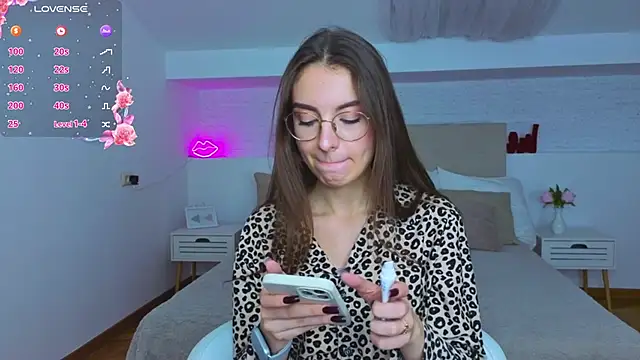 Real cutie1 online show from 09/26/25, 09:54