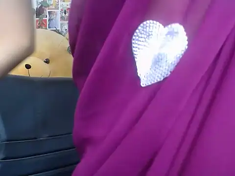 kiara 1122 online show from 10/02/25, 08:12