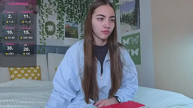 Ashley Pierce online show from 09/28/25, 07:37