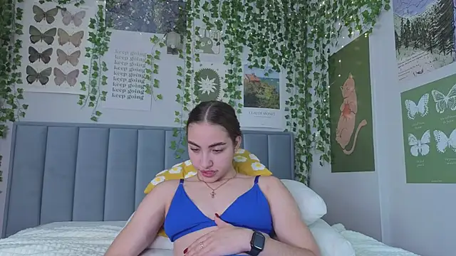 Ashley Pierce online show from 09/14/25, 04:18