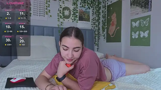 Ashley Pierce online show from 09/16/25, 08:37