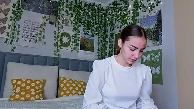 Ashley Pierce online show from 10/05/25, 04:14