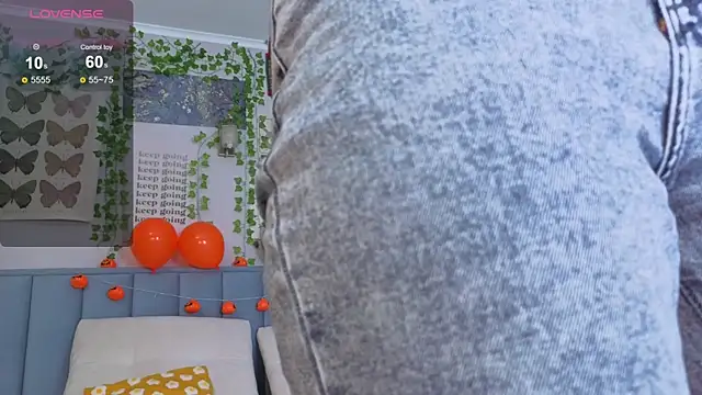 Ashley Pierce online show from 11/04/25, 04:16