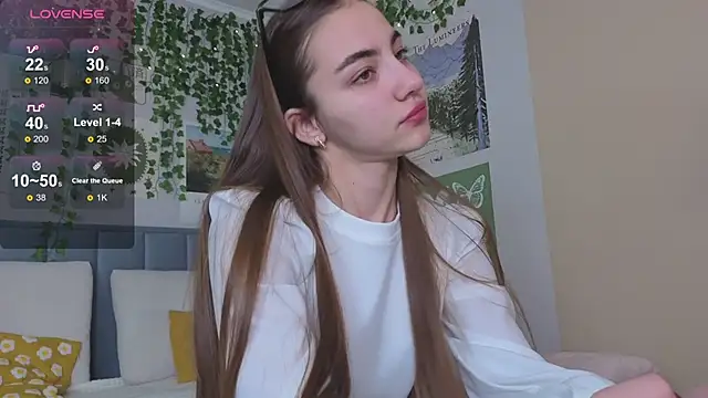 Ashley Pierce online show from 09/29/25, 06:13