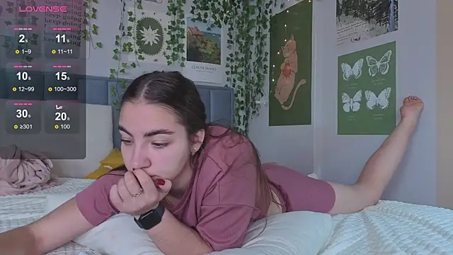 Ashley Pierce online show from 09/19/25, 05:22