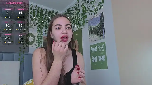 Ashley Pierce online show from 09/12/25, 04:40