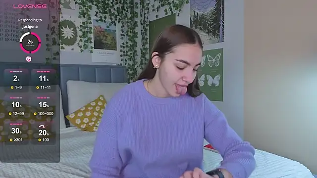 Ashley Pierce online show from 09/26/25, 04:08