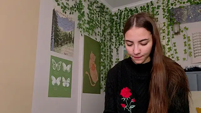 Ashley Pierce online show from 12/16/25, 04:28