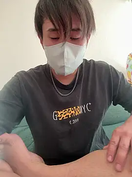 Snapshot of TinTin3432 chatting on 09/21/25, 03:55 TinTin3432 online show from 09/21/25, 03:55