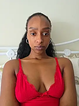 Snapshot of Hazel_Dollxx chatting on 06/28/26, 09:15 Hazel Dollxx online show from 06/28/26, 09:15