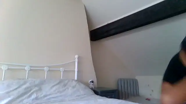 Snapshot of Hazel_Dollxx chatting on 06/02/26, 12:38 Hazel Dollxx online show from 06/02/26, 12:38