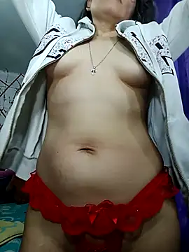 Chriss girl of imaginatio online show from 11/30/25, 12:00