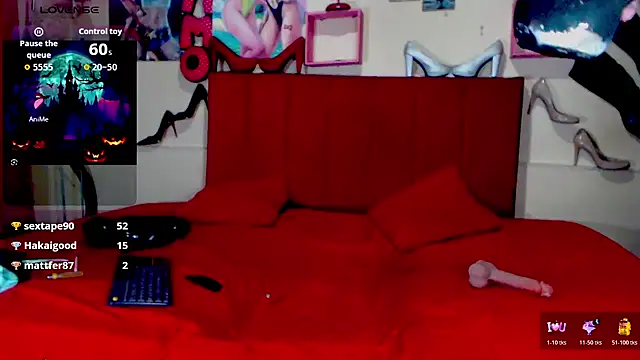 blondehot5v online show from 10/28/25, 12:48