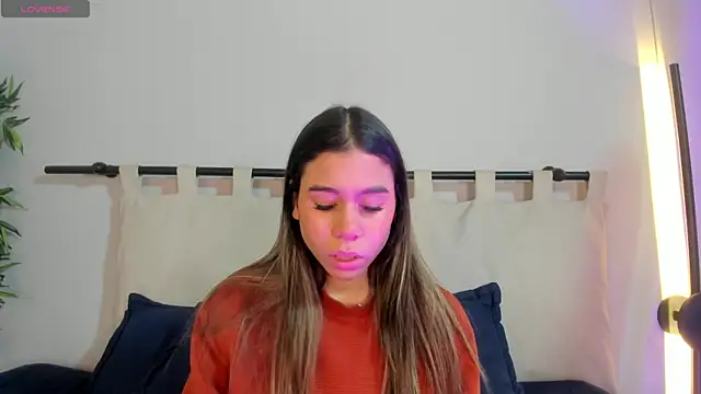 Rachell criss online show from 04/18/26, 04:04