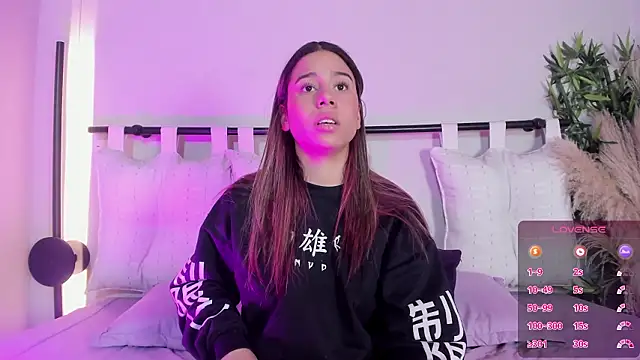 Snapshot of Rachell_criss chatting on 02/03/26, 06:22 Rachell criss online show from 02/03/26, 06:22