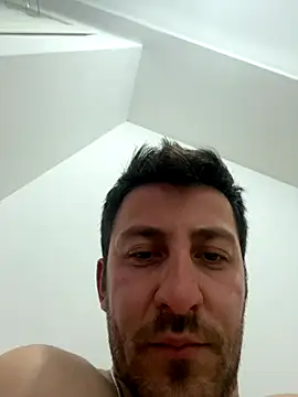 emredenizz07 online show from 10/10/25, 10:54