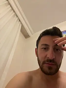 emredenizz07 online show from 11/08/25, 10:24