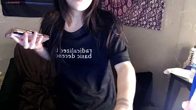 London Ray online show from 03/15/26, 10:50