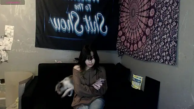 London Ray online show from 10/08/25, 06:04