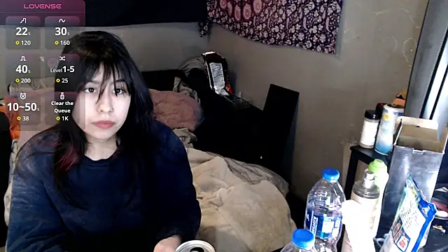 London Ray online show from 11/30/25, 02:34