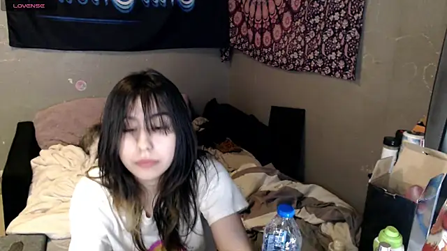 London Ray online show from 11/23/25, 08:24