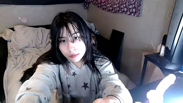 London Ray online show from 12/14/25, 03:02