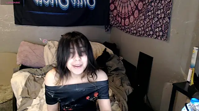 London Ray online show from 10/25/25, 08:46