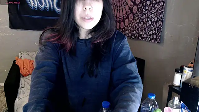 London Ray online show from 11/29/25, 12:44