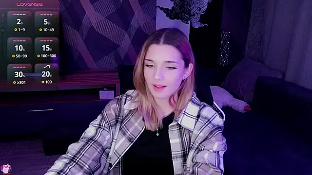 Sandy Belle online show from 10/19/25, 05:59