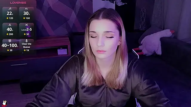 Sandy Belle online show from 11/08/25, 08:34