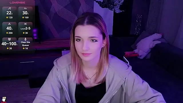 Sandy Belle online show from 10/22/25, 06:40