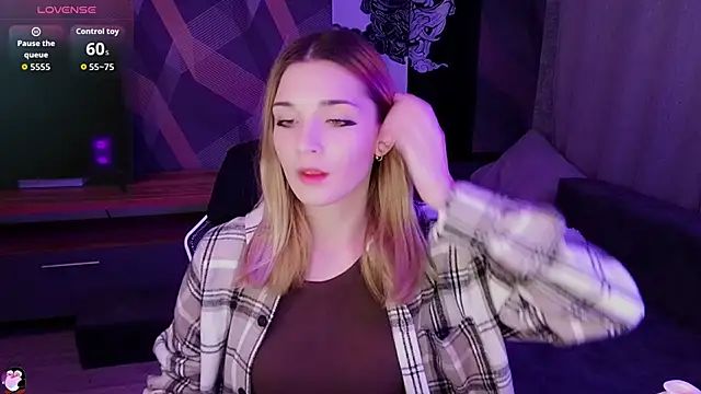 Sandy Belle online show from 10/07/25, 10:33