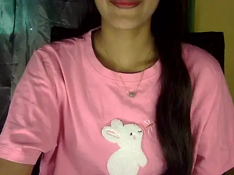 zara Khan0 online show from 11/17/25, 03:43