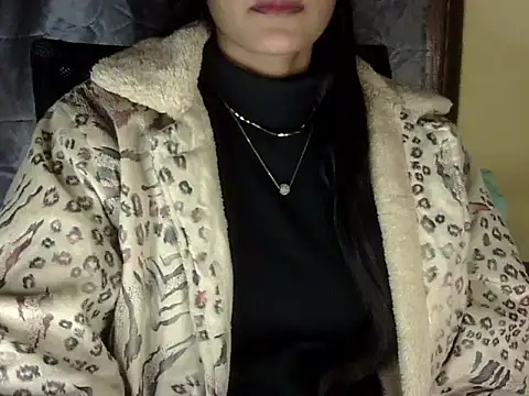 zara Khan0 online show from 12/16/25, 04:33