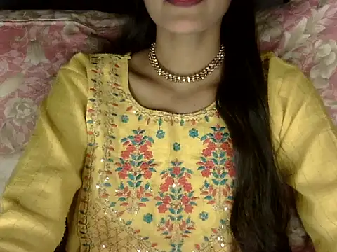 zara Khan0 online show from 10/29/25, 02:16
