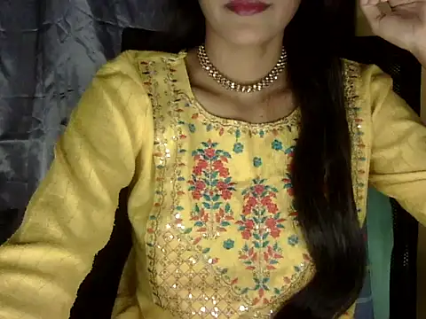 zara Khan0 online show from 11/20/25, 01:45