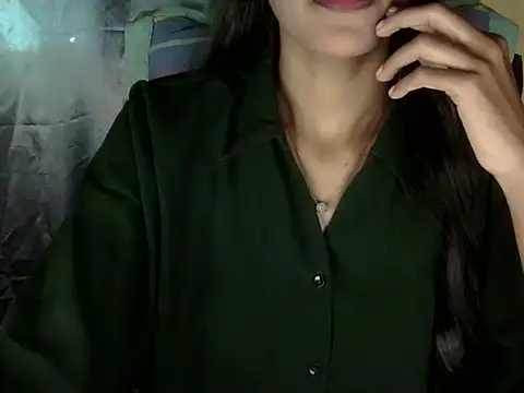 zara Khan0 online show from 10/26/25, 04:13