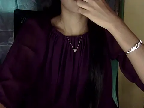 zara Khan0 online show from 12/18/25, 05:01