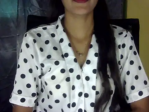 zara Khan0 online show from 11/09/25, 02:37