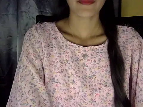 zara Khan0 online show from 10/27/25, 02:07