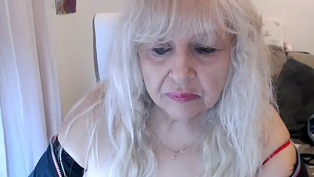 Snapshot of SusiLifeXXX chatting on 10/10/25, 07:04 SusiLifeXXX online show from 10/10/25, 07:04