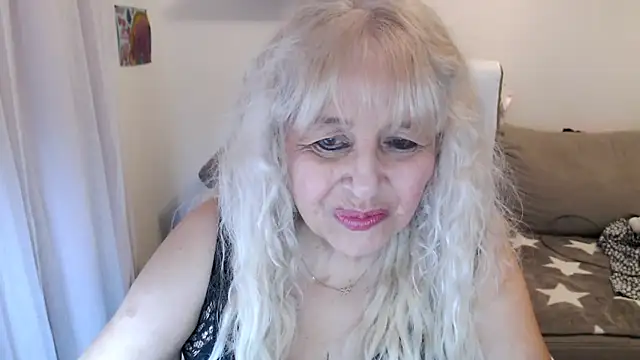 Snapshot of SusiLifeXXX chatting on 09/19/25, 09:19 SusiLifeXXX online show from 09/19/25, 09:19
