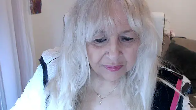 Snapshot of SusiLifeXXX chatting on 10/14/25, 06:30 SusiLifeXXX online show from 10/14/25, 06:30