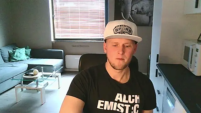 Dartanjanas13 online show from 09/17/25, 03:14