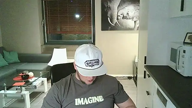 Dartanjanas13 online show from 01/10/26, 04:57